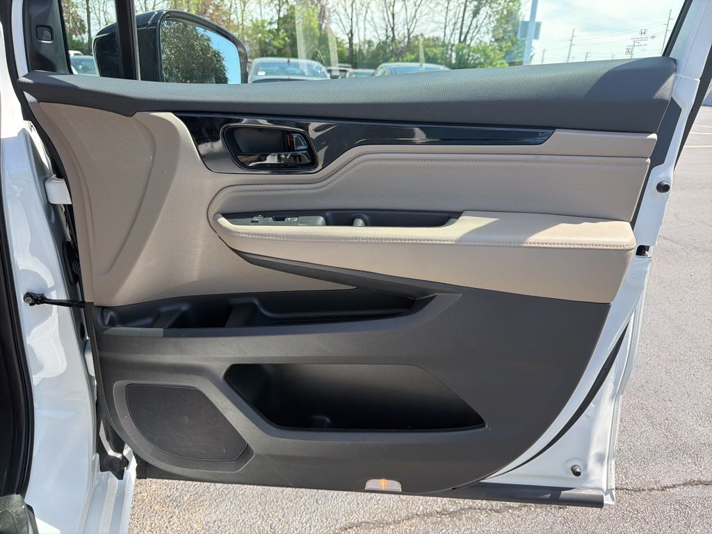Thumbnail: 2024 Honda Odyssey - 27