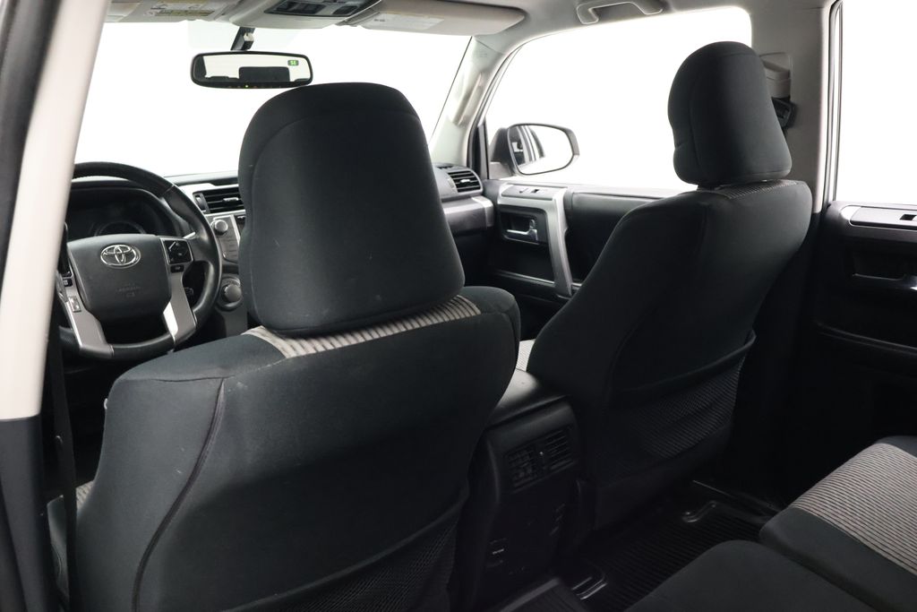 Thumbnail: 2015 Toyota 4Runner - 20
