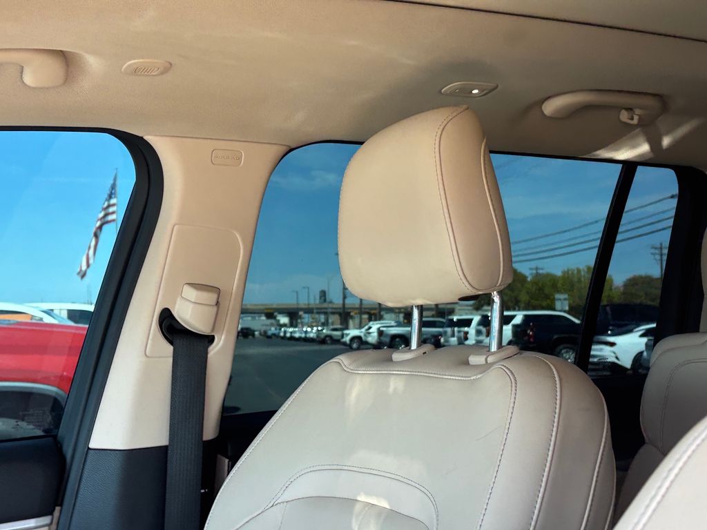 Used Car 2022 Jeep Grand Cherokee L  Limited For Sale Under $30,000 In Austin, Texas