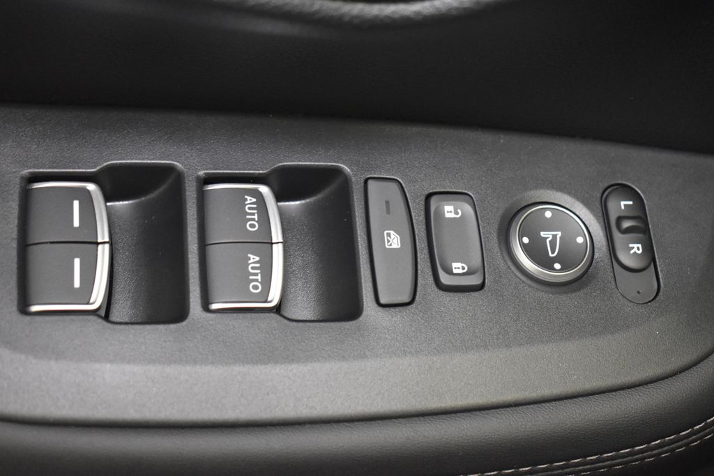 Thumbnail: 2026 Honda HR-V - 9