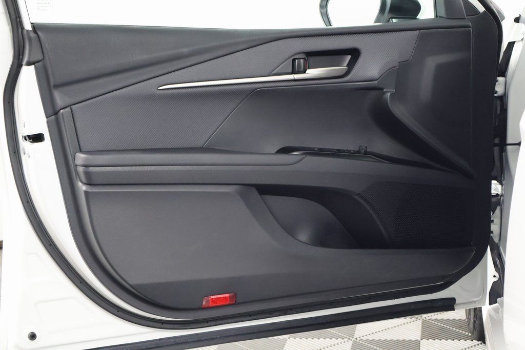 Thumbnail: 2025 Toyota Camry - 12