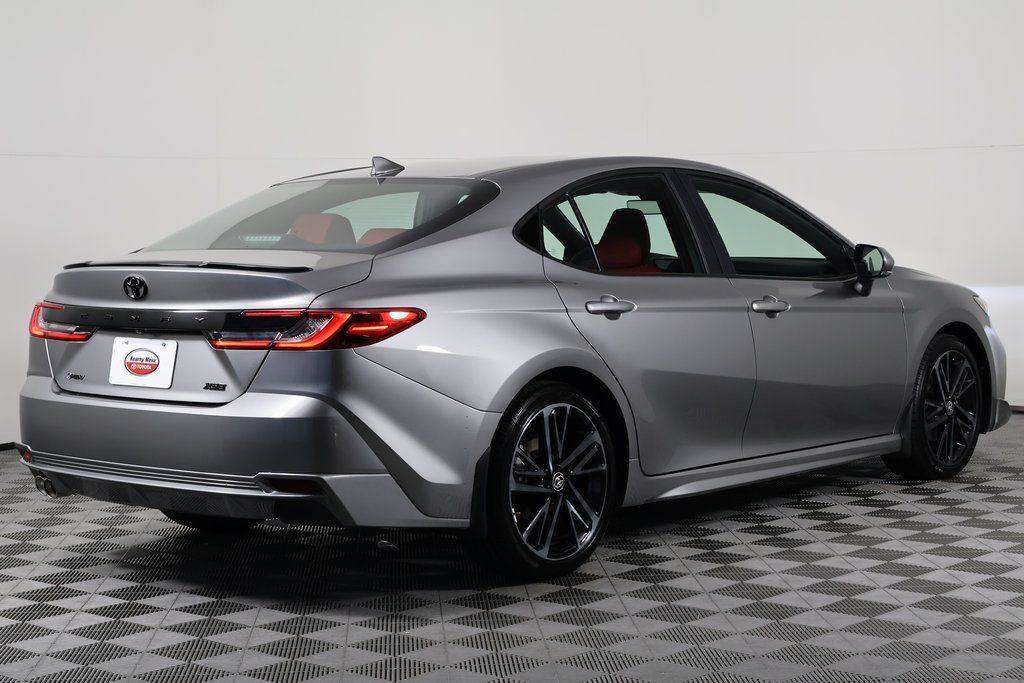 Thumbnail: 2025 Toyota Camry - 4