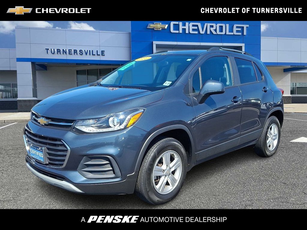Thumbnail: 2022 Chevrolet Trax - 1