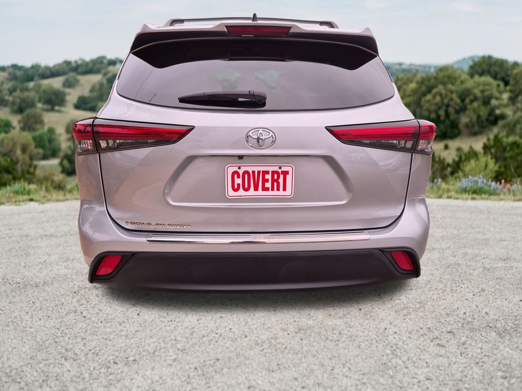 Used Car 2023 Toyota Highlander  L For Sale Under $40,000 In Austin, Texas