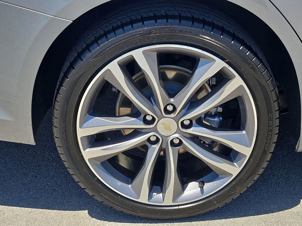 Used 2023 Chevrolet Malibu LT For Sale in Farmington, AR