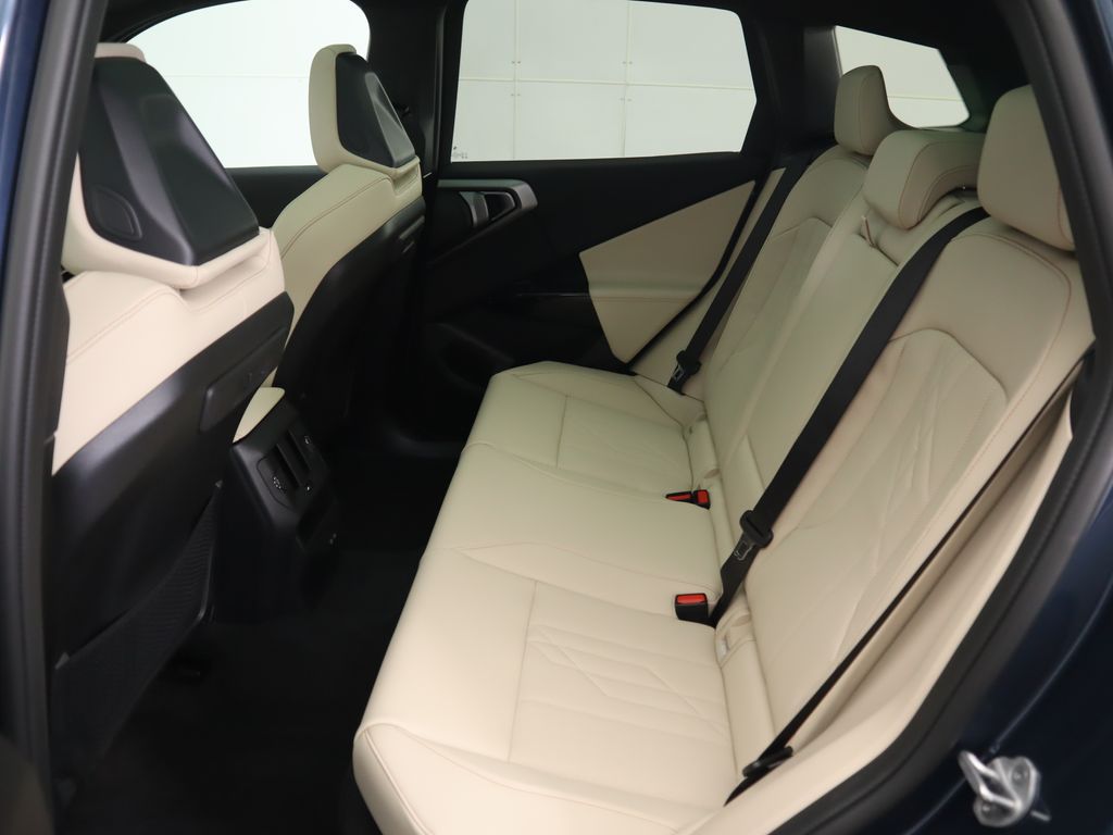 Thumbnail: 2026 BMW X3 - 22