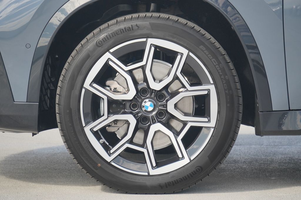 Thumbnail: 2026 BMW X1 - 5