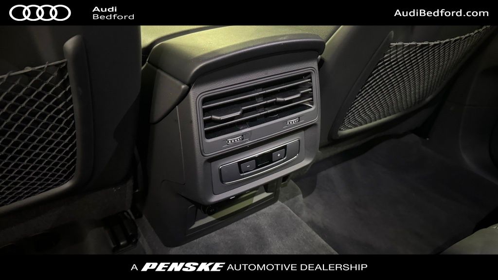 Thumbnail: 2025 Audi Q7 - 19