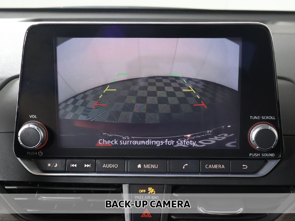 Used 2024 Red Nissan 2.5 SV image 4
