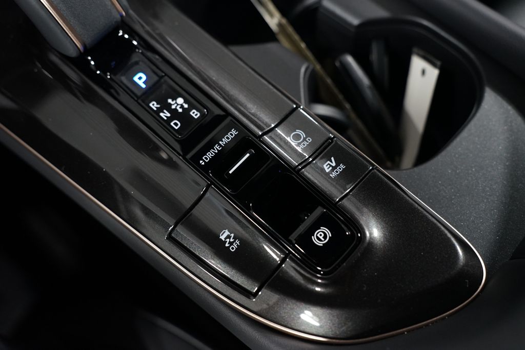 Thumbnail: 2026 Toyota Crown - 23