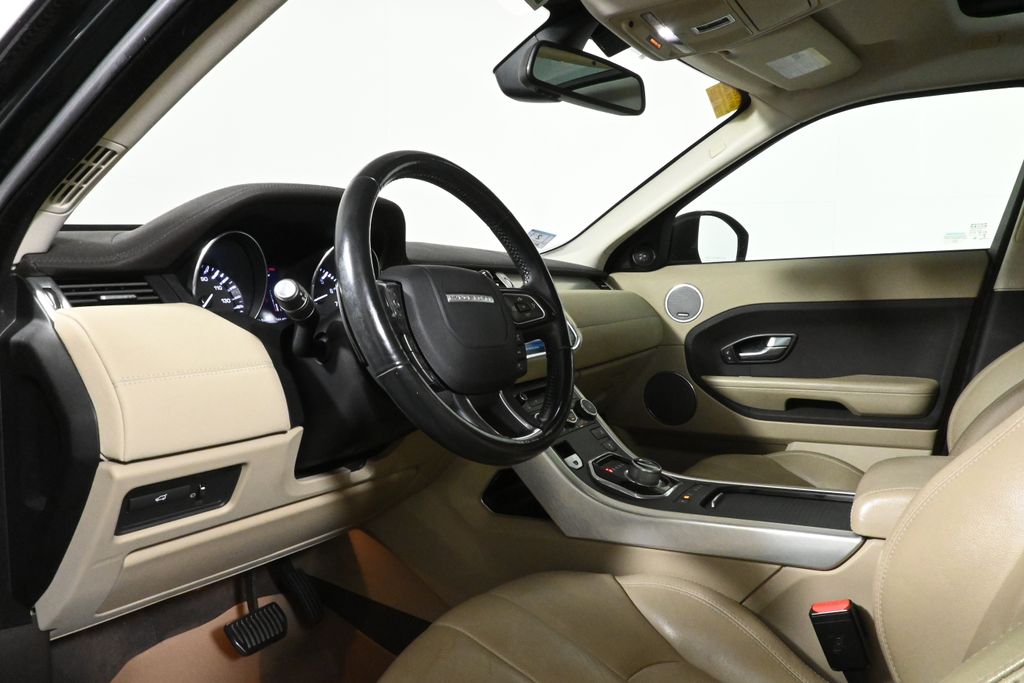 Thumbnail: 2015 Land Rover Range Rover Evoque - 4