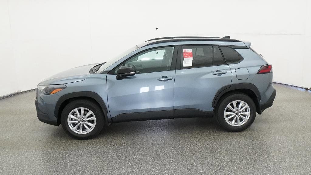 Thumbnail: 2026 Toyota Corolla Cross - 4