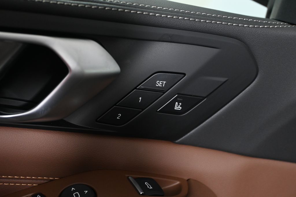 Thumbnail: 2026 BMW X5 - 30