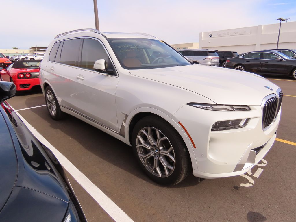 Thumbnail: 2025 BMW X7 - 2