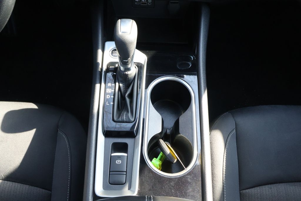 Thumbnail: 2024 Nissan Altima - 19