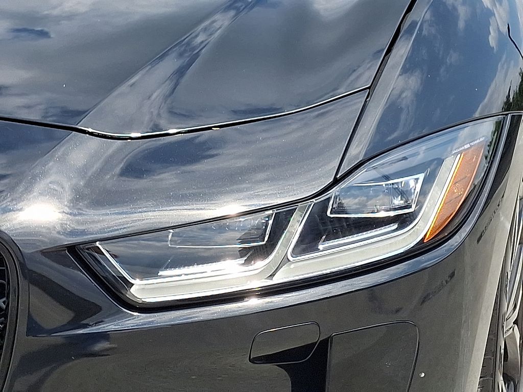 Thumbnail: 2020 Jaguar I-Pace - 13