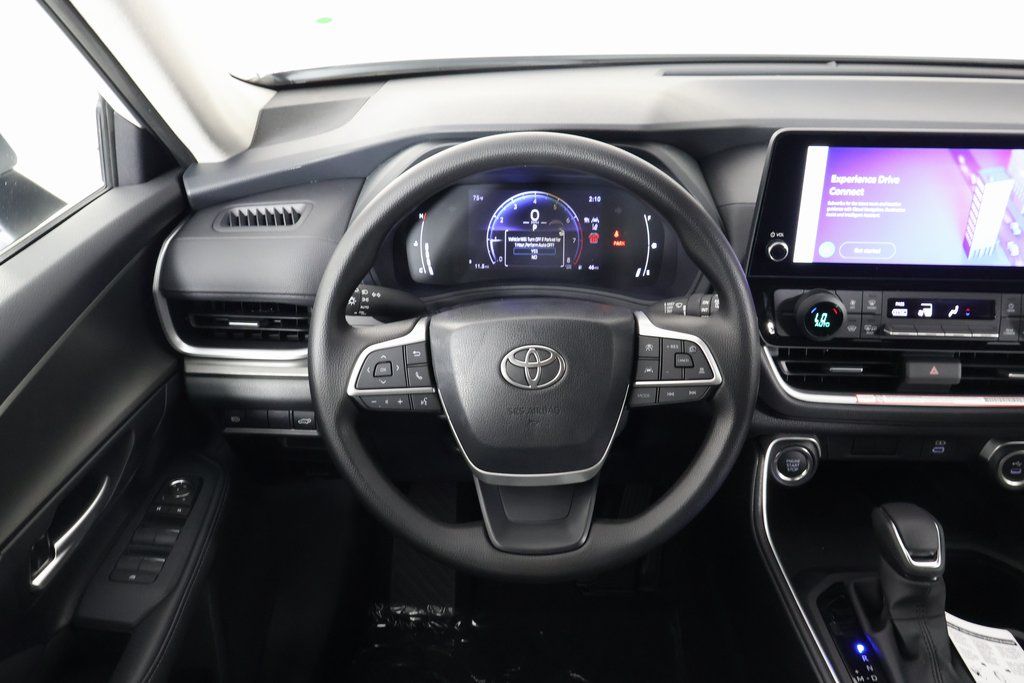 2025 Toyota Grand Highlander  3