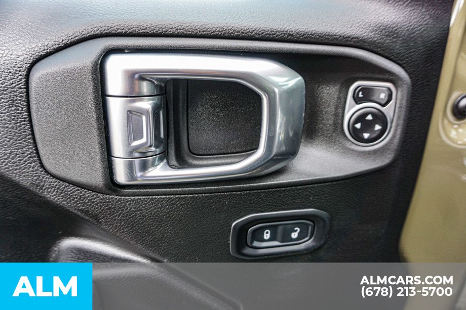Used 2026 Green Jeep Mojave image 49