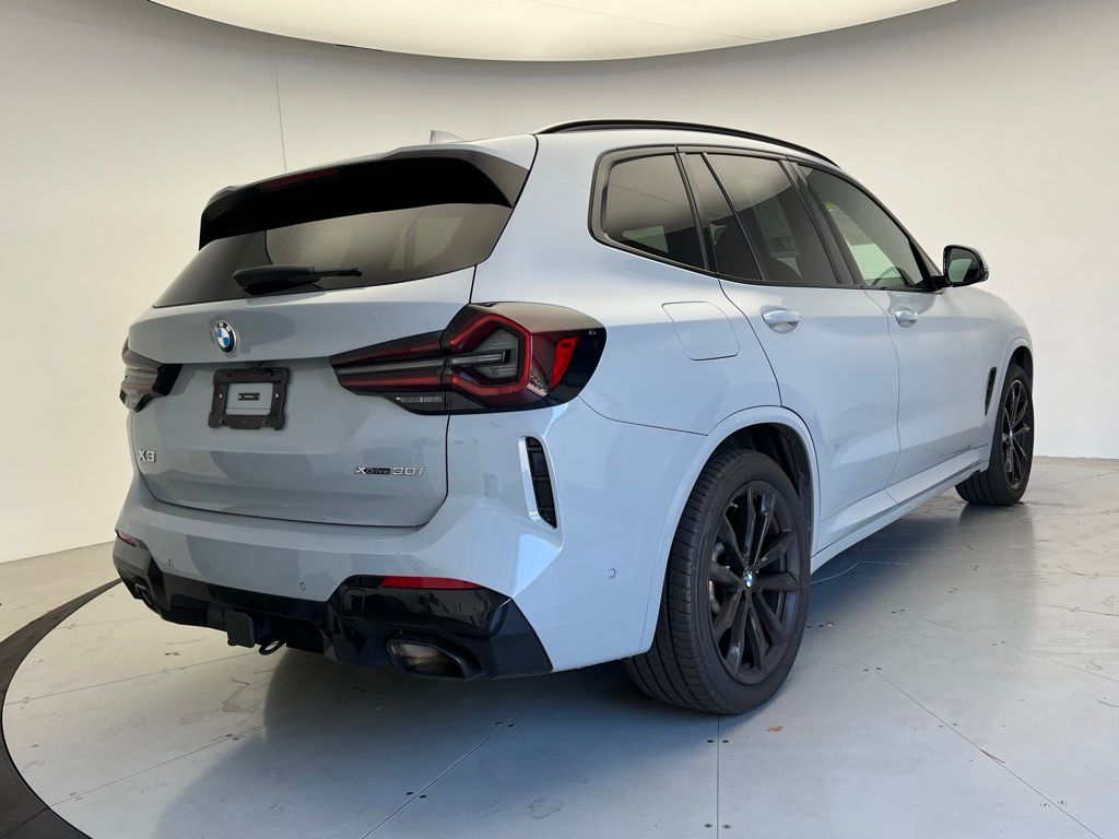 Thumbnail: 2024 BMW X3 - 3