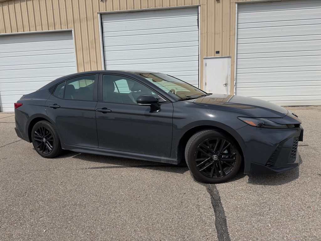 View vehicle photo 5