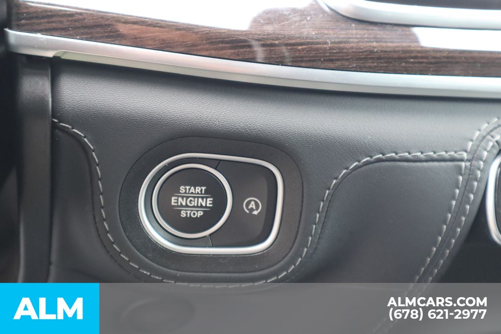 Used 2024 Black Mercedes-Benz GLS 580 image 31