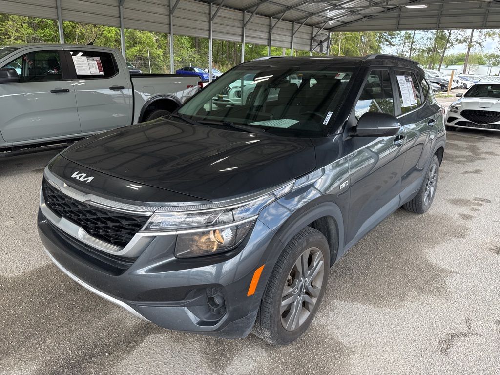 Gravity Gray 2022 Kia Seltos S AWD SUV / Crossover All-Wheel Drive Continuously Variable Transmission