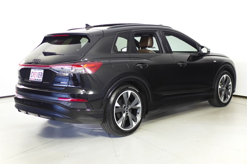 Thumbnail: 2024 Audi Q4 e-tron - 7