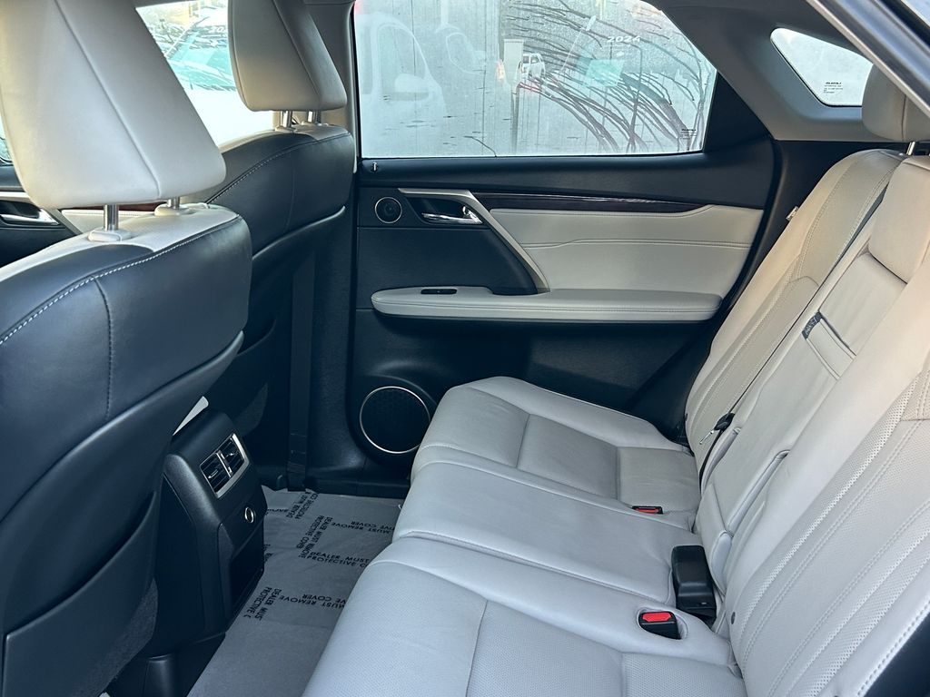 Thumbnail: 2019 Lexus RX - 28