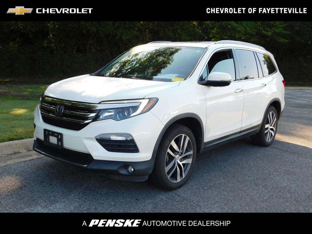 Thumbnail: 2017 Honda Pilot - 1