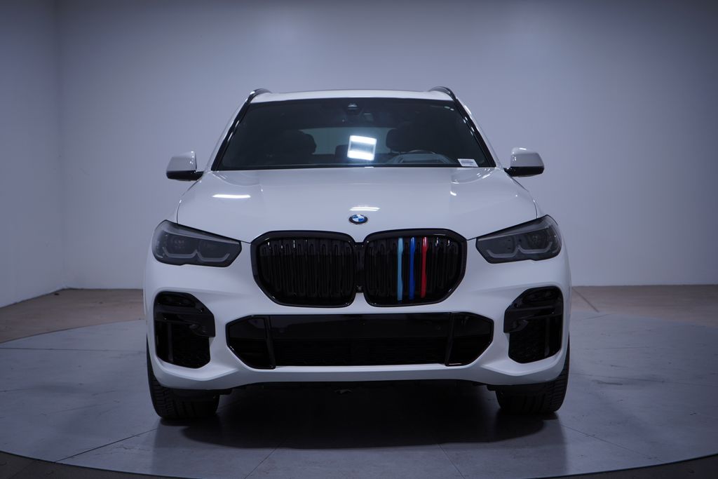 Thumbnail: 2023 BMW X5 - 4