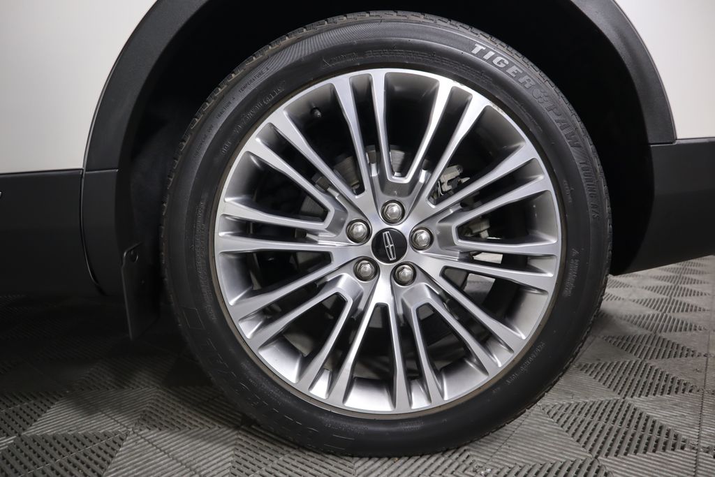 2016 Lincoln MKX Reserve 31