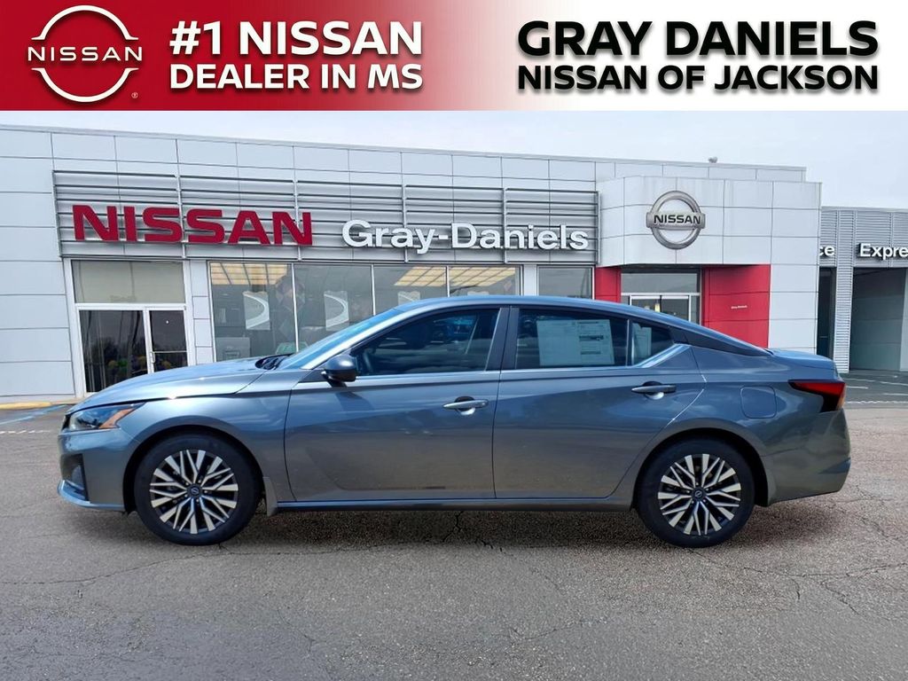 New 2026 Nissan Altima Sedan