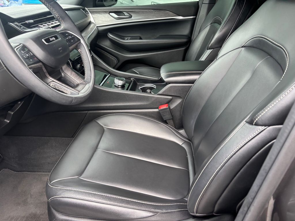 Used Car 2024 Jeep Grand Cherokee L  Limited For Sale Under $35,000 In Austin, Texas