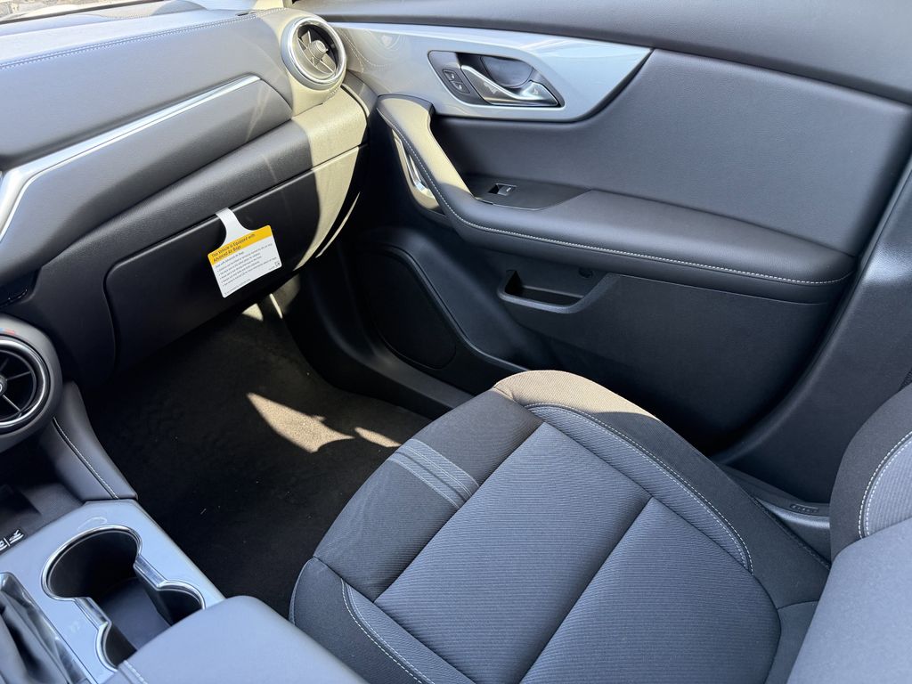 new 2026 Chevrolet Blazer car, priced at $31,995