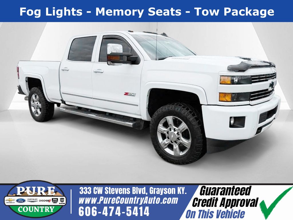 White 2017 Chevrolet Silverado 2500HD LTZ Crew Cab 4WD Pickup Truck Four-Wheel Drive 6-Speed Automatic