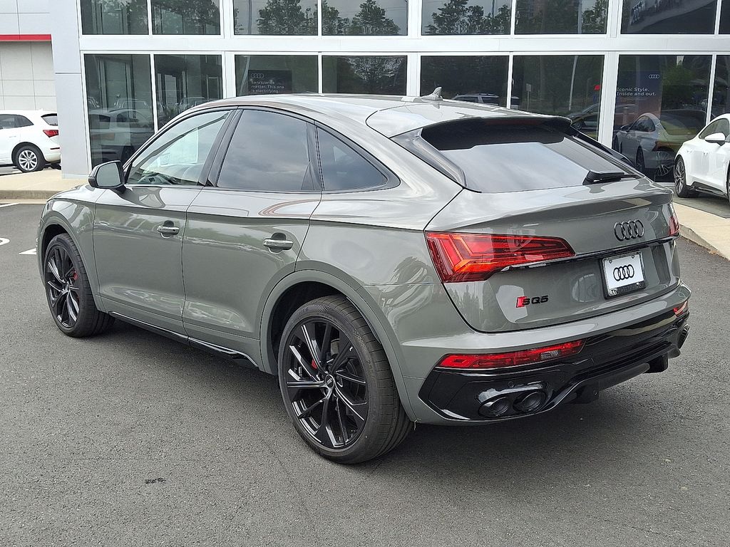 2025 Audi SQ5  4