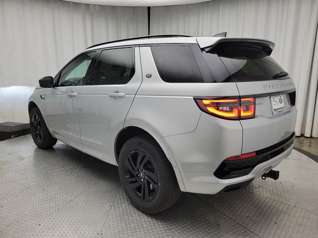 2024 Land Rover Discovery Sport S 4