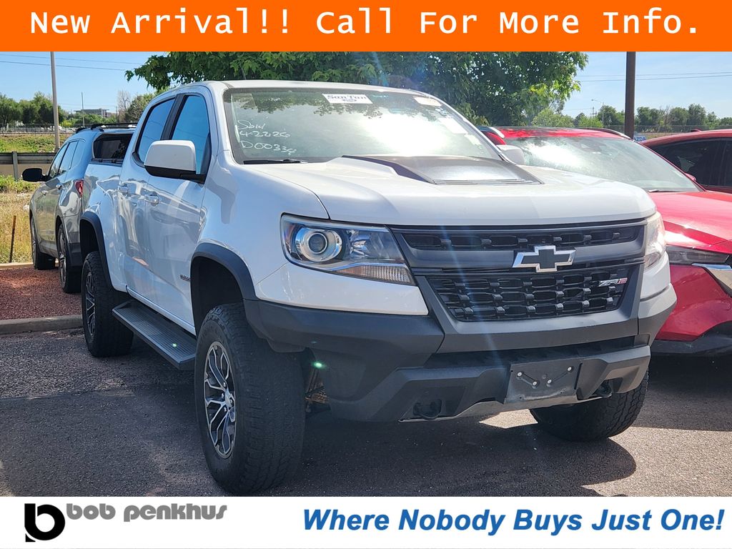 Summit White 2018 Chevrolet Colorado ZR2 Crew Cab 4WD Pickup Truck Four-Wheel Drive 8-Speed Automatic