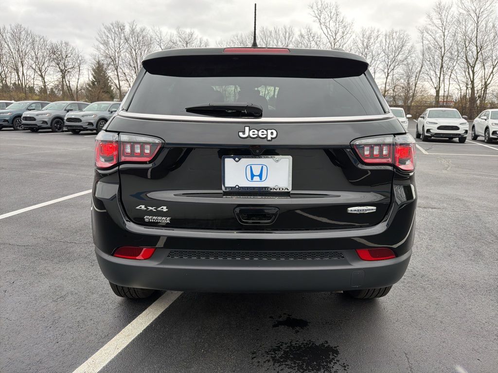 Thumbnail: 2022 Jeep Compass - 4