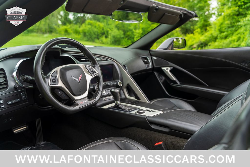 2015 Chevrolet Corvette 16