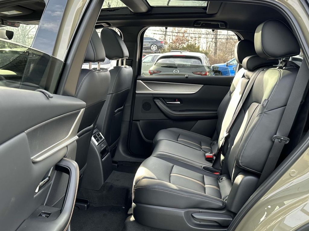 2025 Mazda CX-70 3.3 Turbo S Premium photo