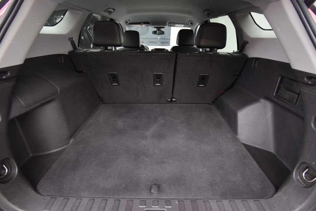 used 2024 GMC Terrain car, priced at $21,000