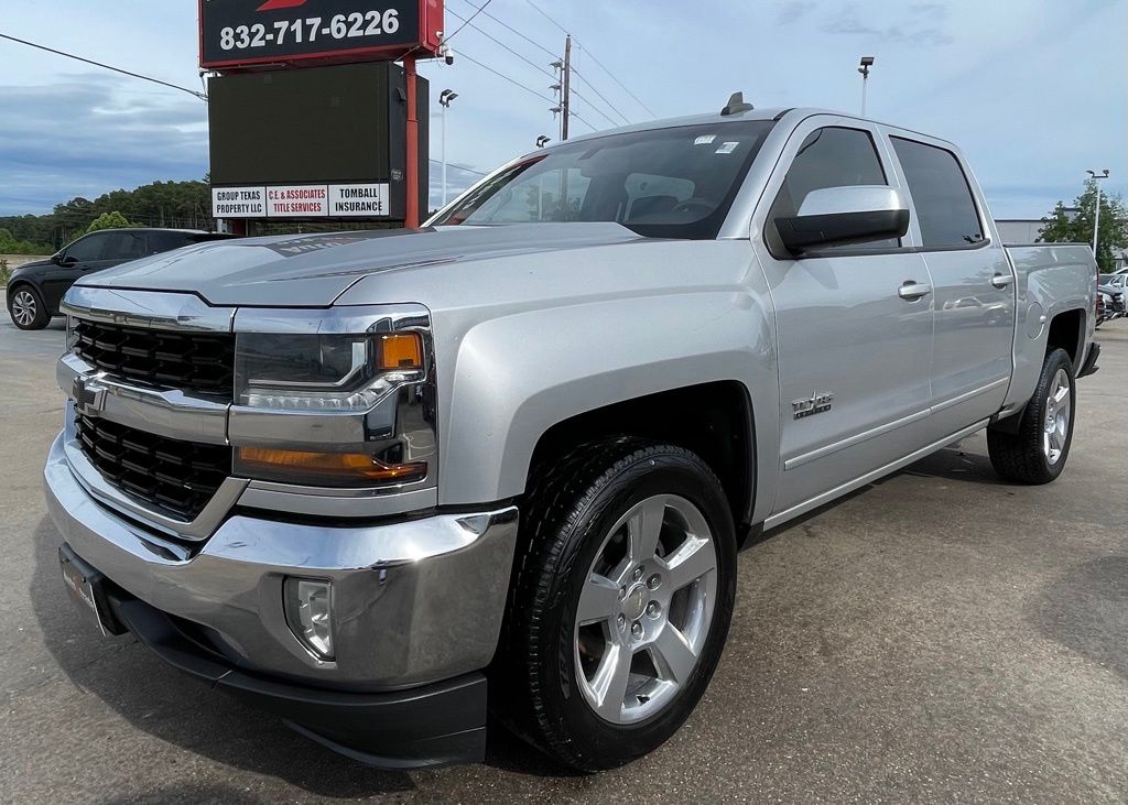 2018 Chevrolet Silverado 1500 LT Silver at Bravo Nissan