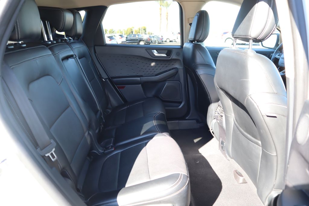 Thumbnail: 2020 Ford Escape - 21