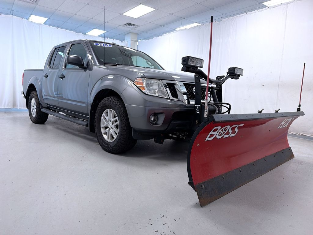 Gray (Gun Metallic) 2016 Nissan Frontier Pickup Truck Four-Wheel Drive 5-Speed Automatic Overdrive