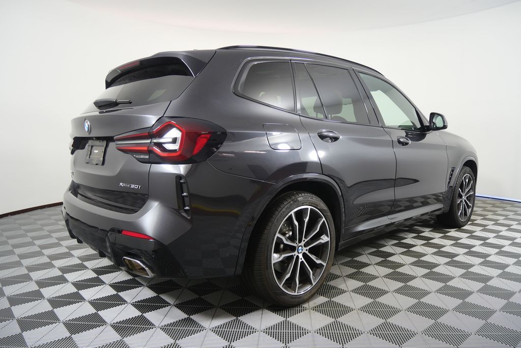 Thumbnail: 2022 BMW X3 - 3