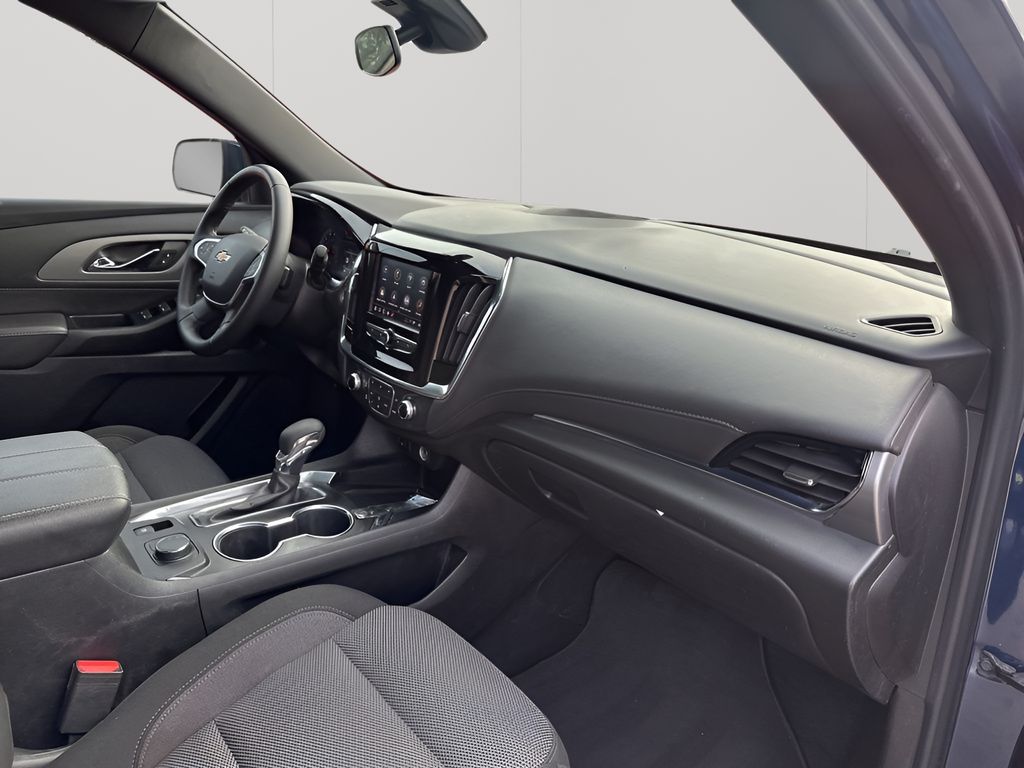 Used Car 2023 Chevrolet Traverse  Lt For Sale Under $25,000 In Austin, Texas