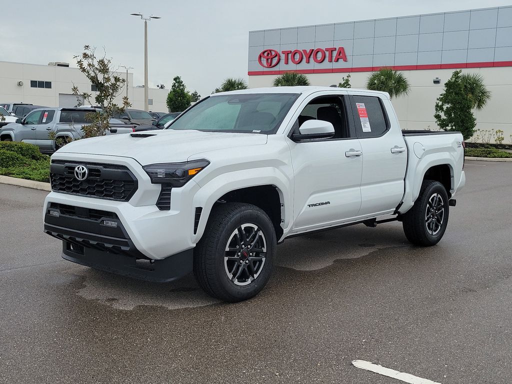 2025 Toyota Tacoma TRD Sport Double Cab photo 2