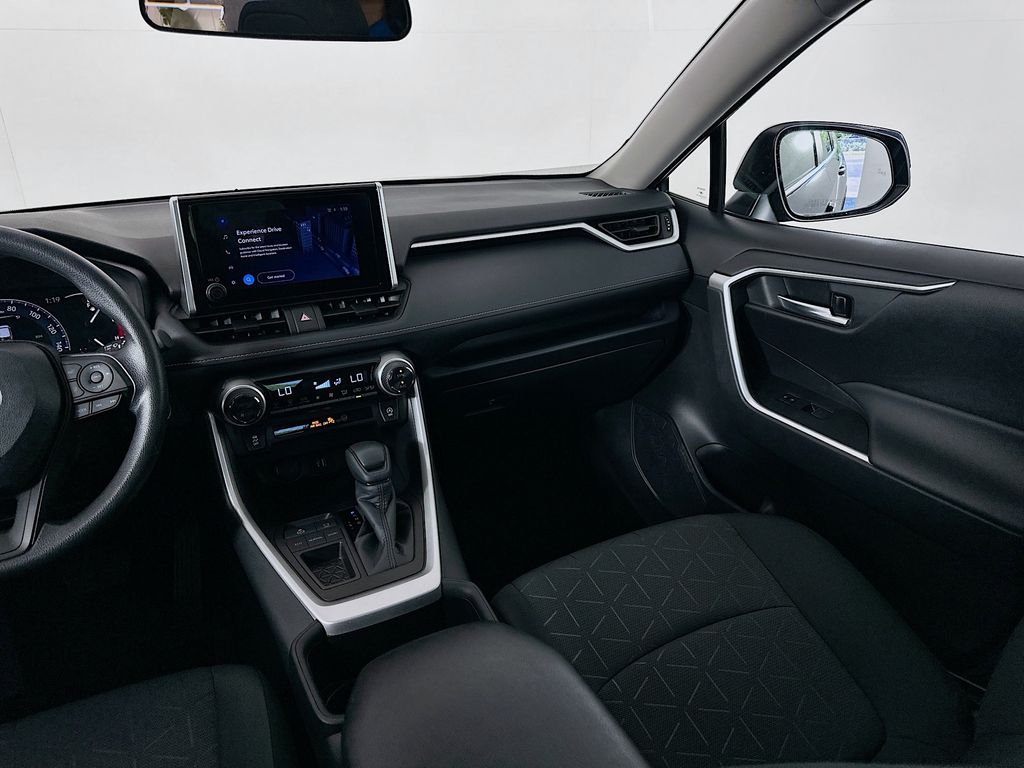 Thumbnail: 2025 Toyota RAV4 - 23