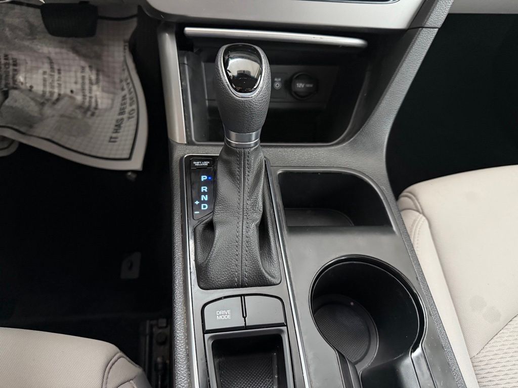 Thumbnail: 2015 Hyundai Sonata - 20